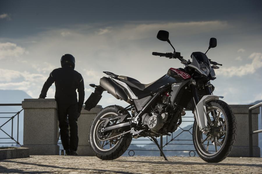 Husqvarna TR 650 Strada